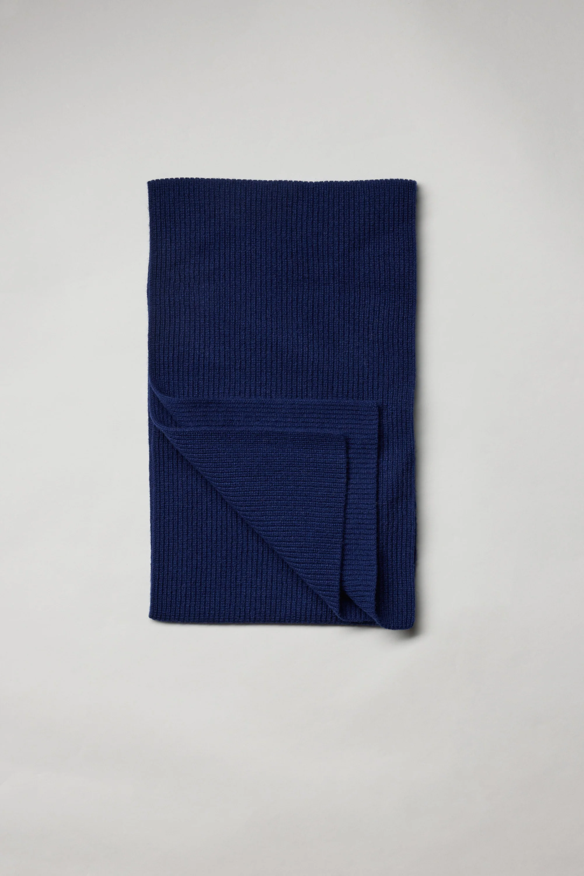 Aldina Woollen Scarf - Image 3