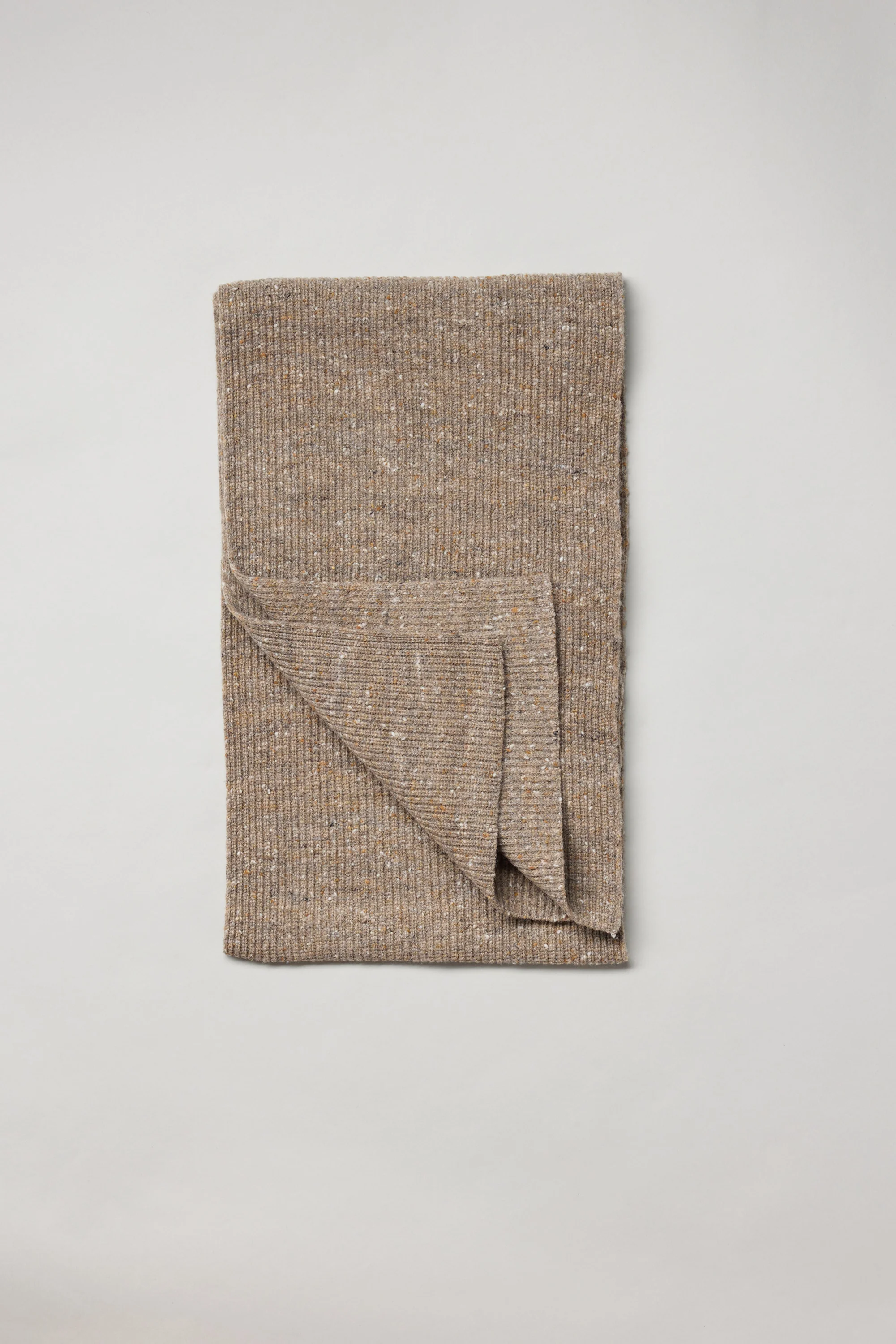 Aldina Woollen Scarf - Image 3