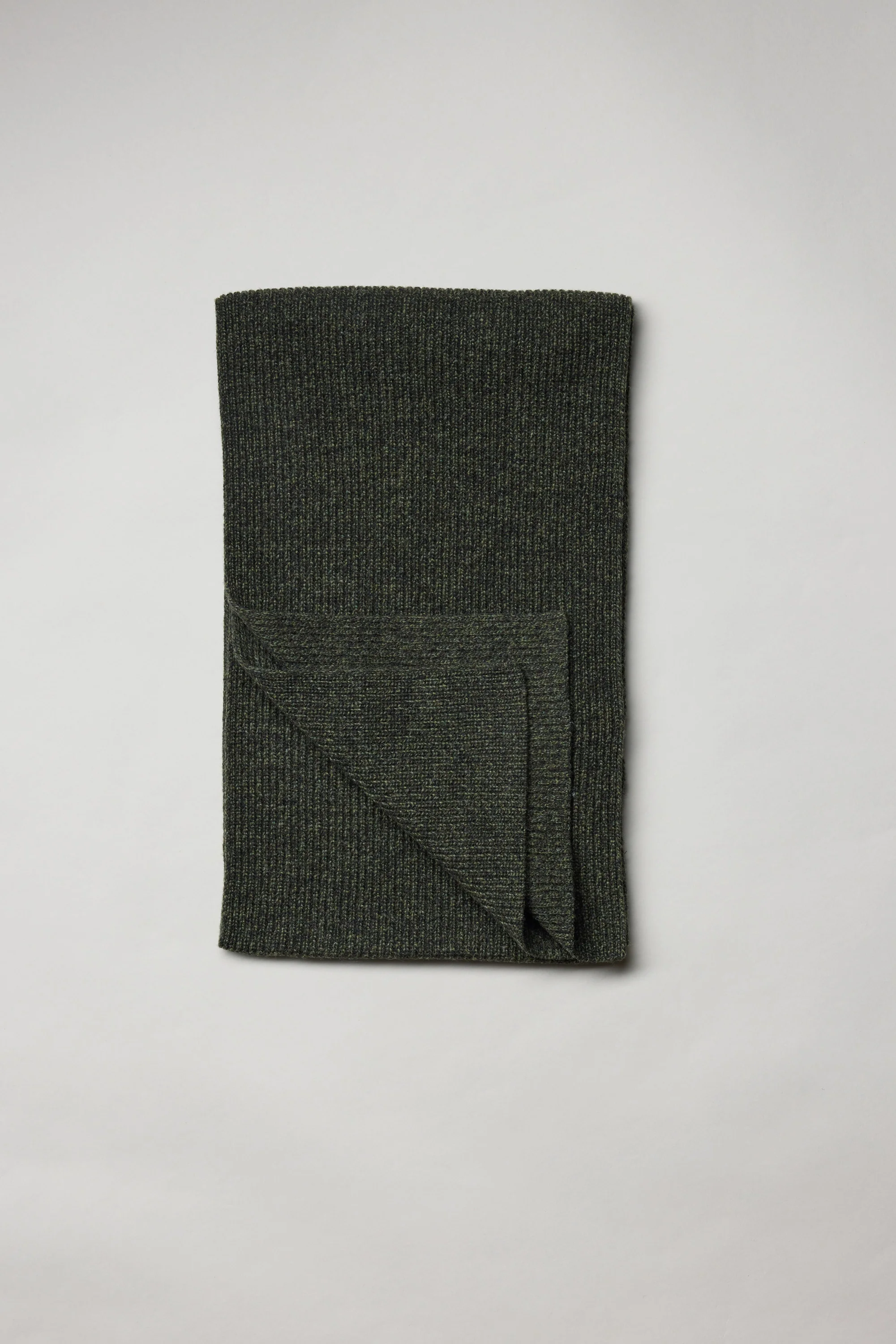 Aldina Woollen Scarf - Image 3
