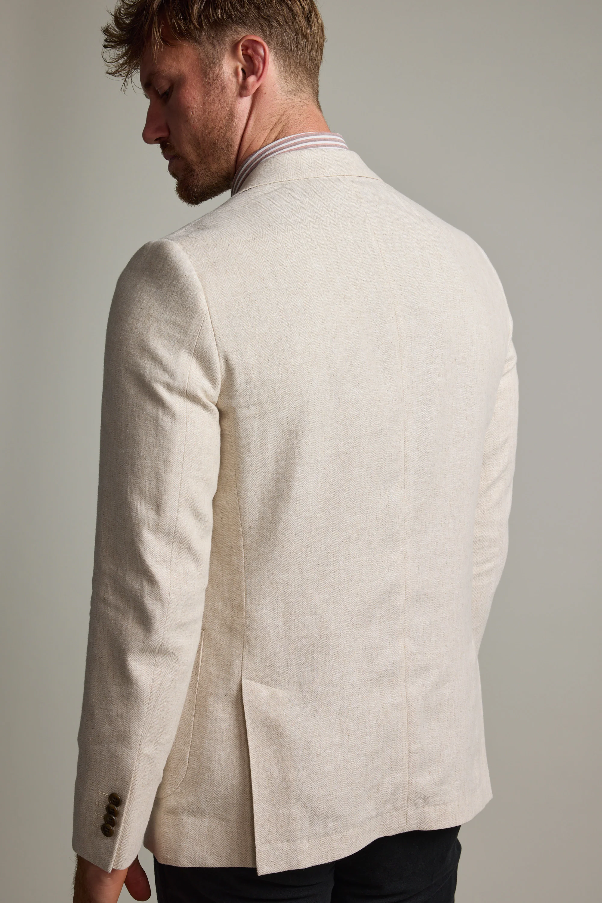 Bernard Herringbone Blazer - Image 7