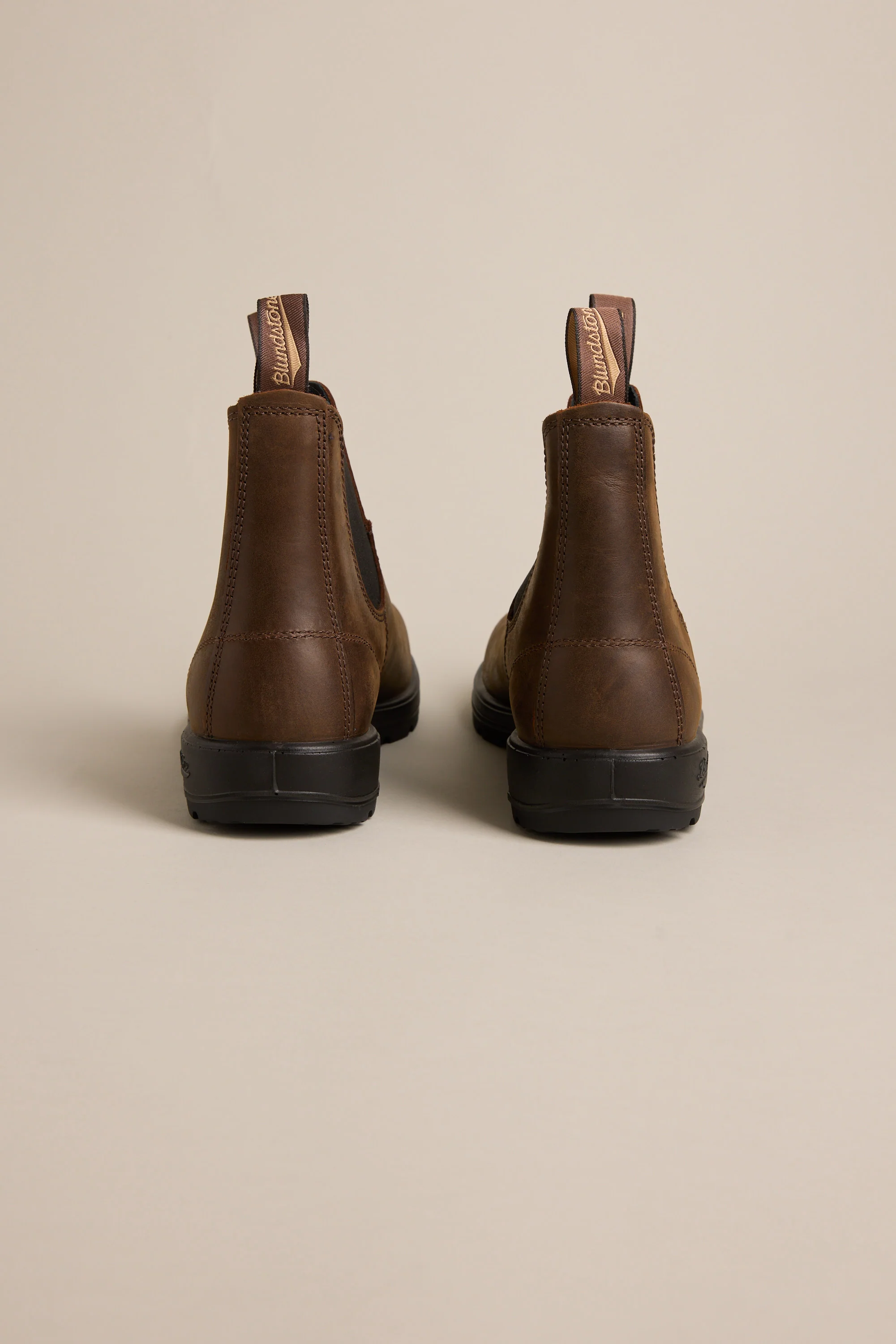 Blundstone Classic Chelsea Boots #1609 - Image 3