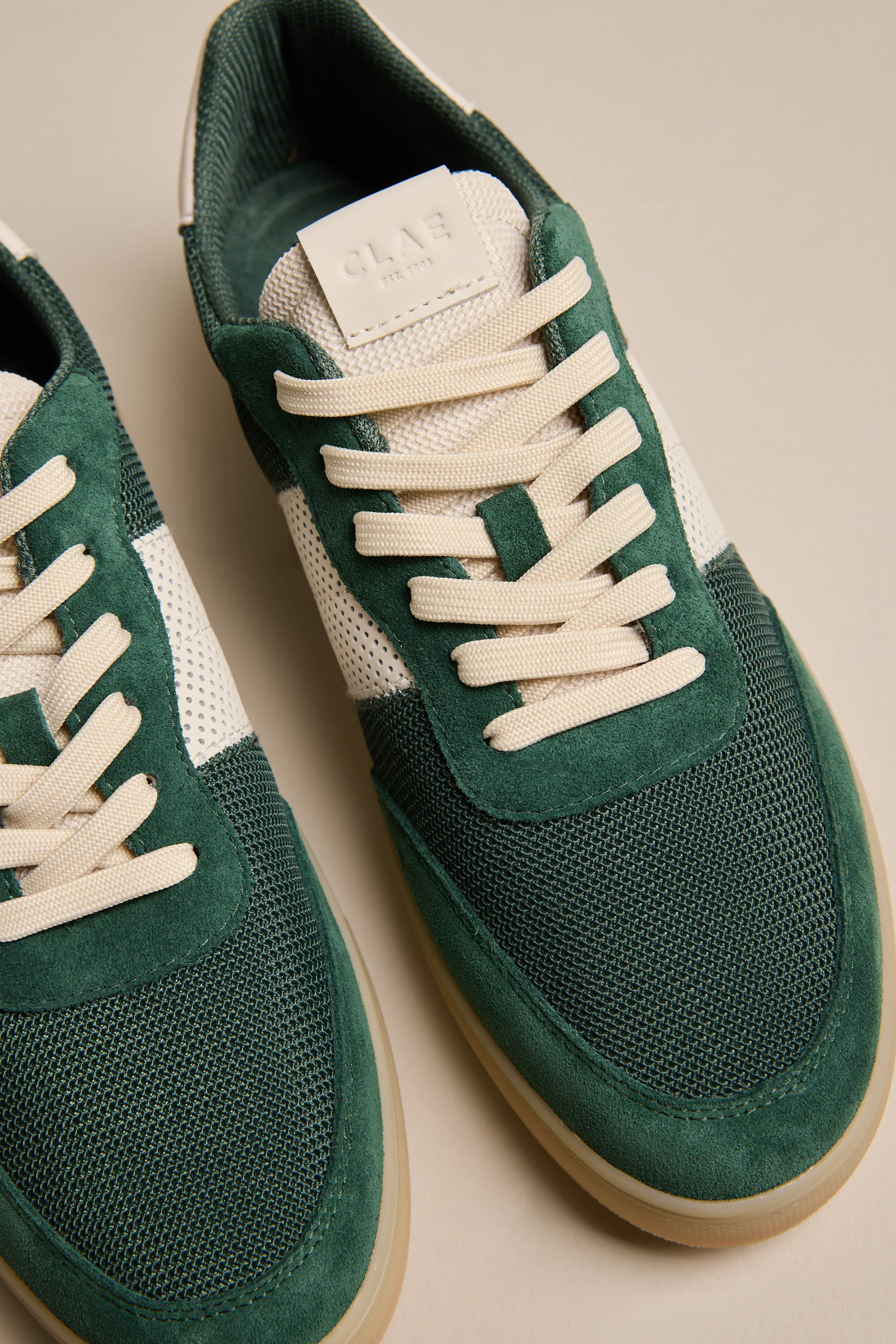 Clae Davis - Image 4