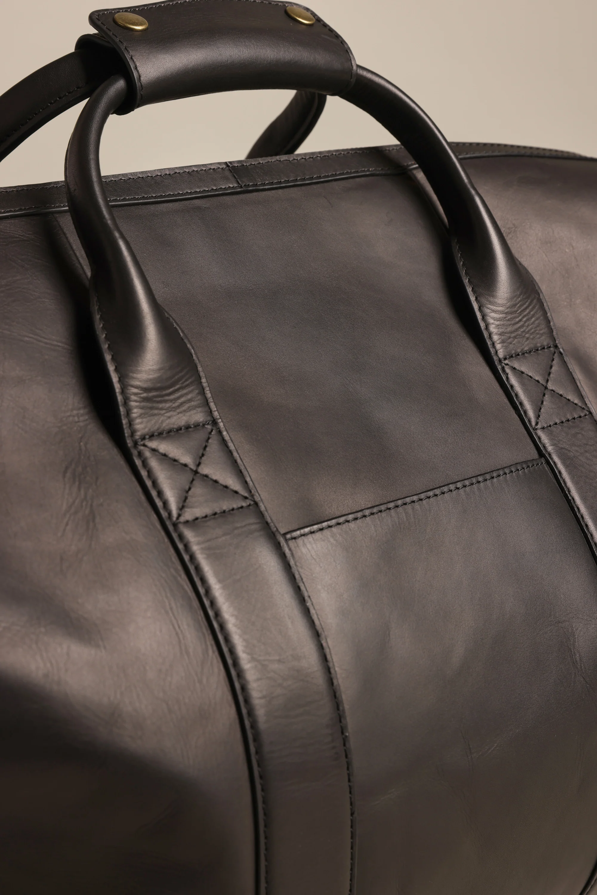 Costello Leather Weekender - Image 6