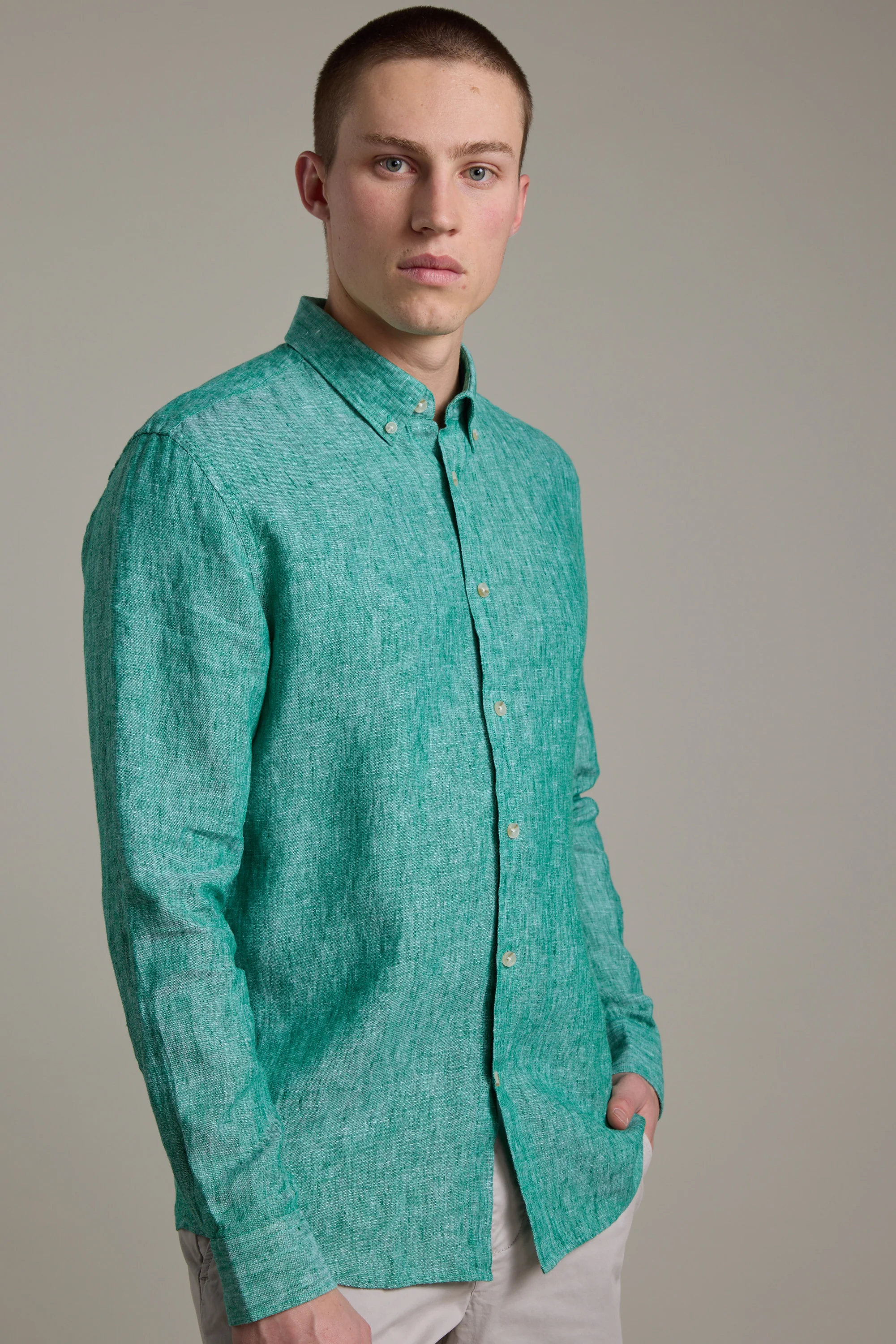 Dorset Linen Shirt - Image 5