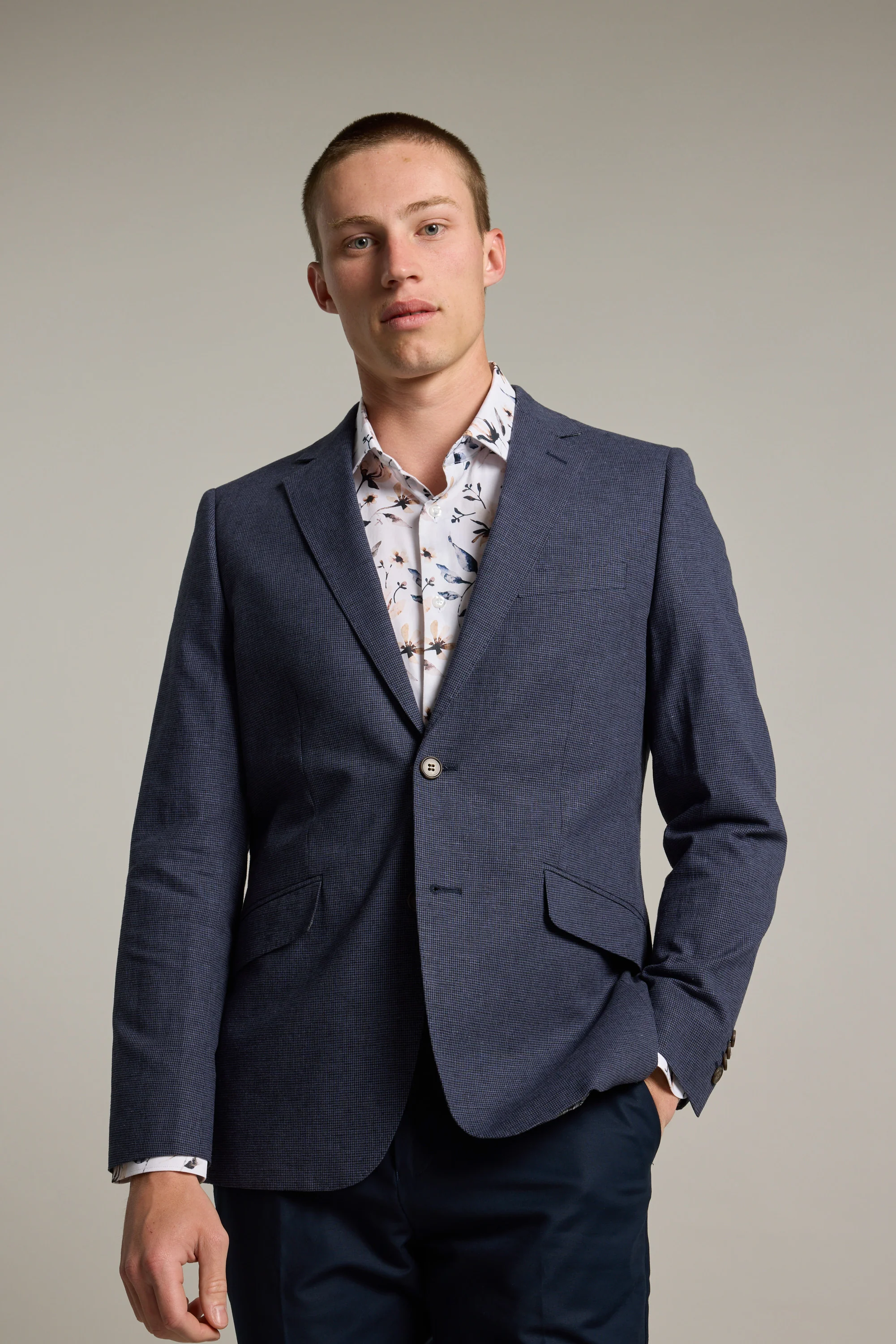 Ellwood Houndstooth Blazer - Image 3