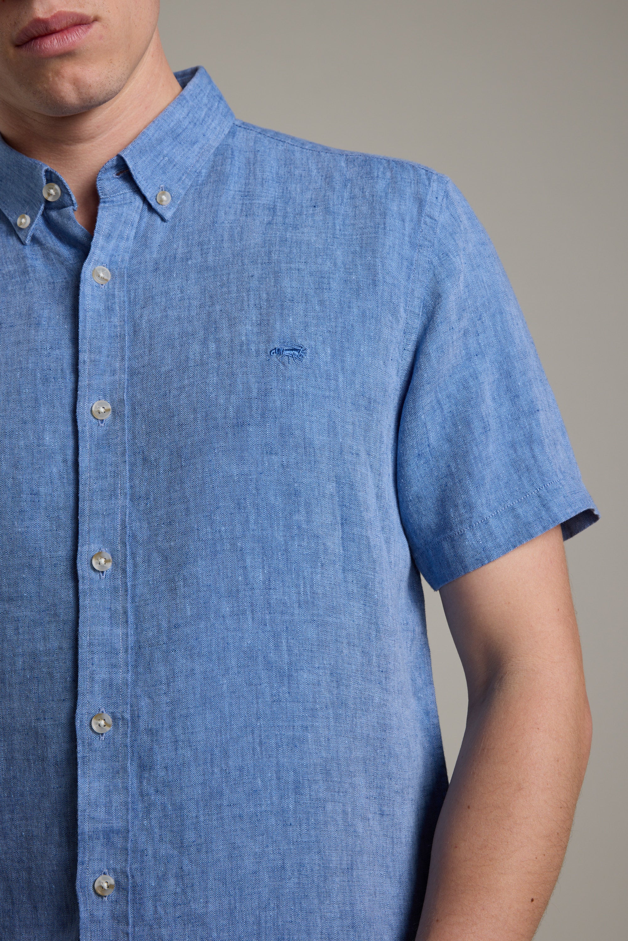 Gentry Linen Shirt - Image 2