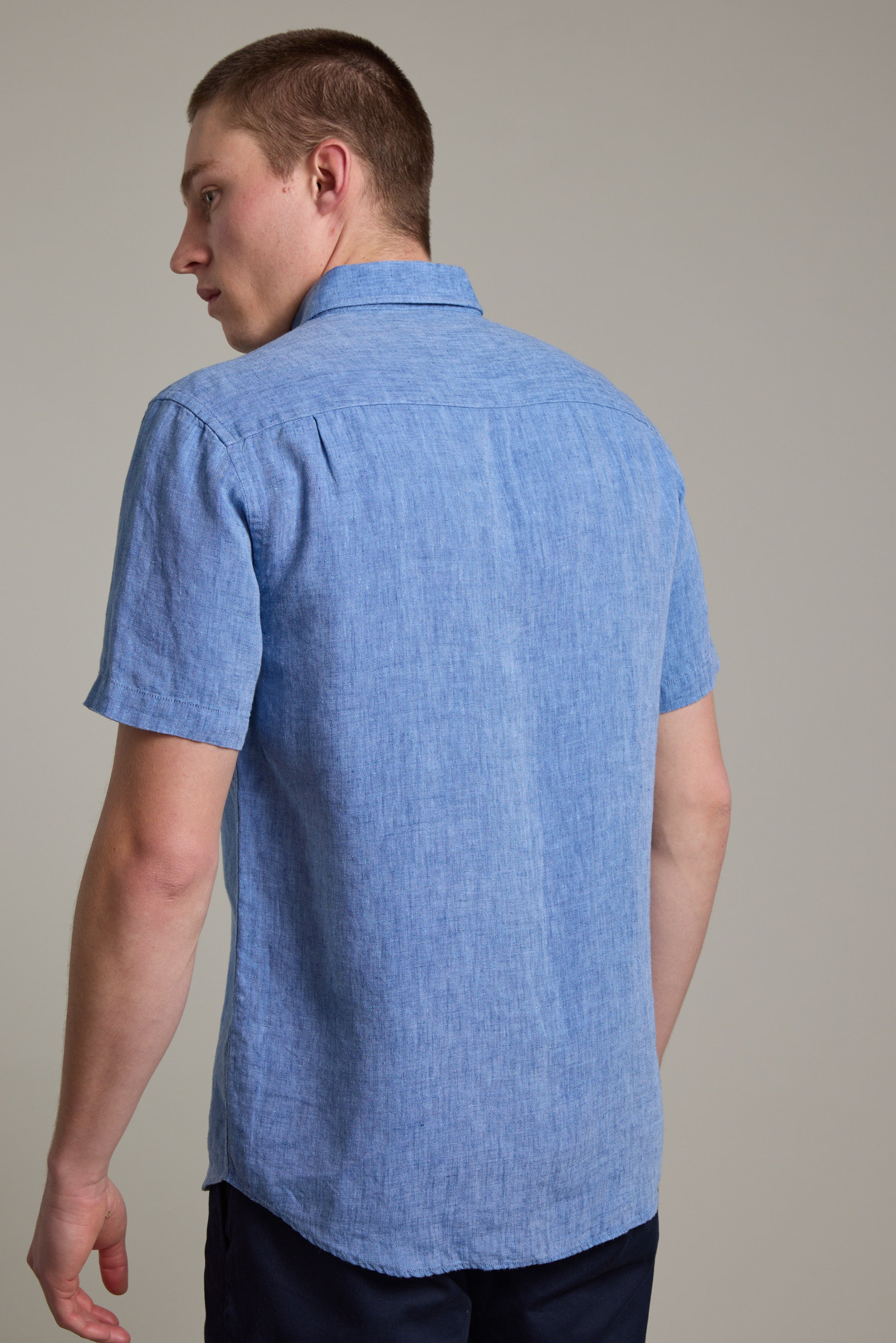 Gentry Linen Shirt - Image 6