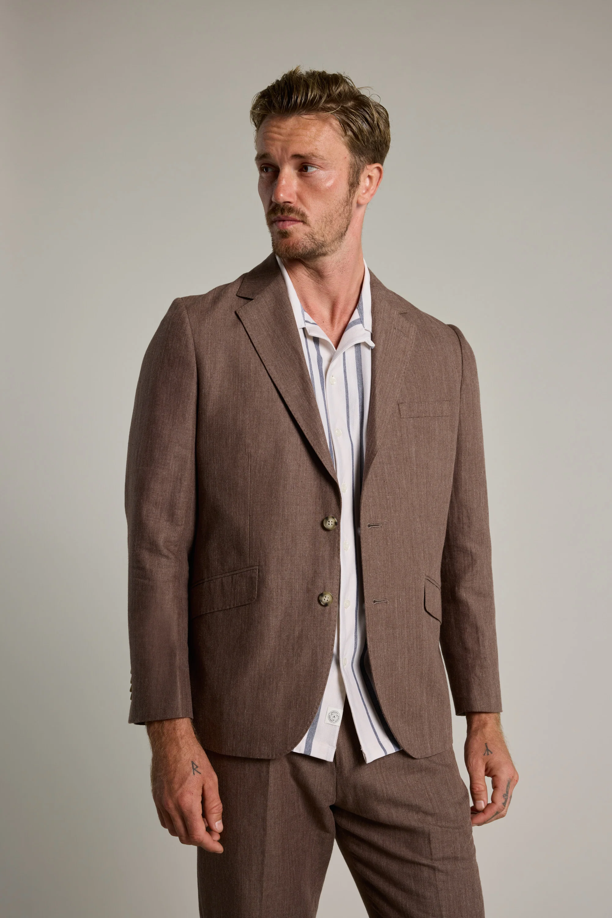 Hollins Linen Blazer - Image 3