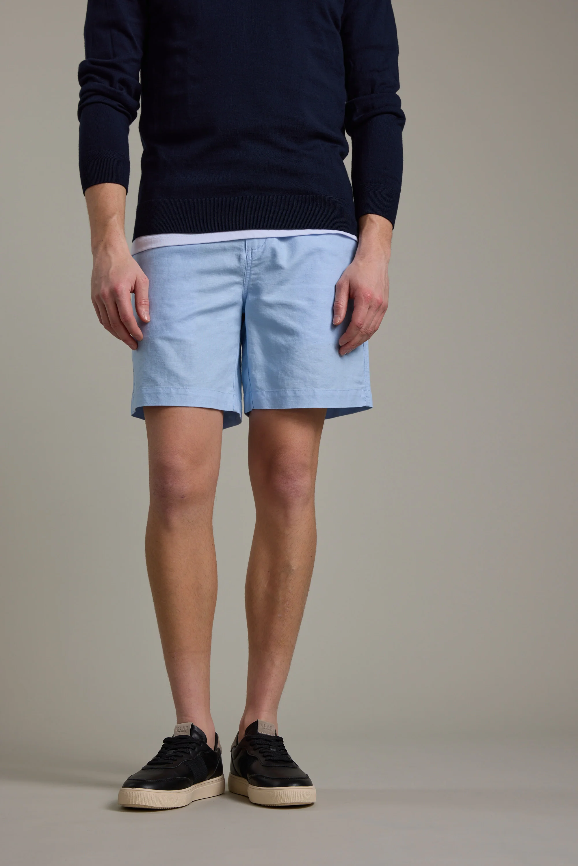 Jasper Linen Weekend Short - Image 4