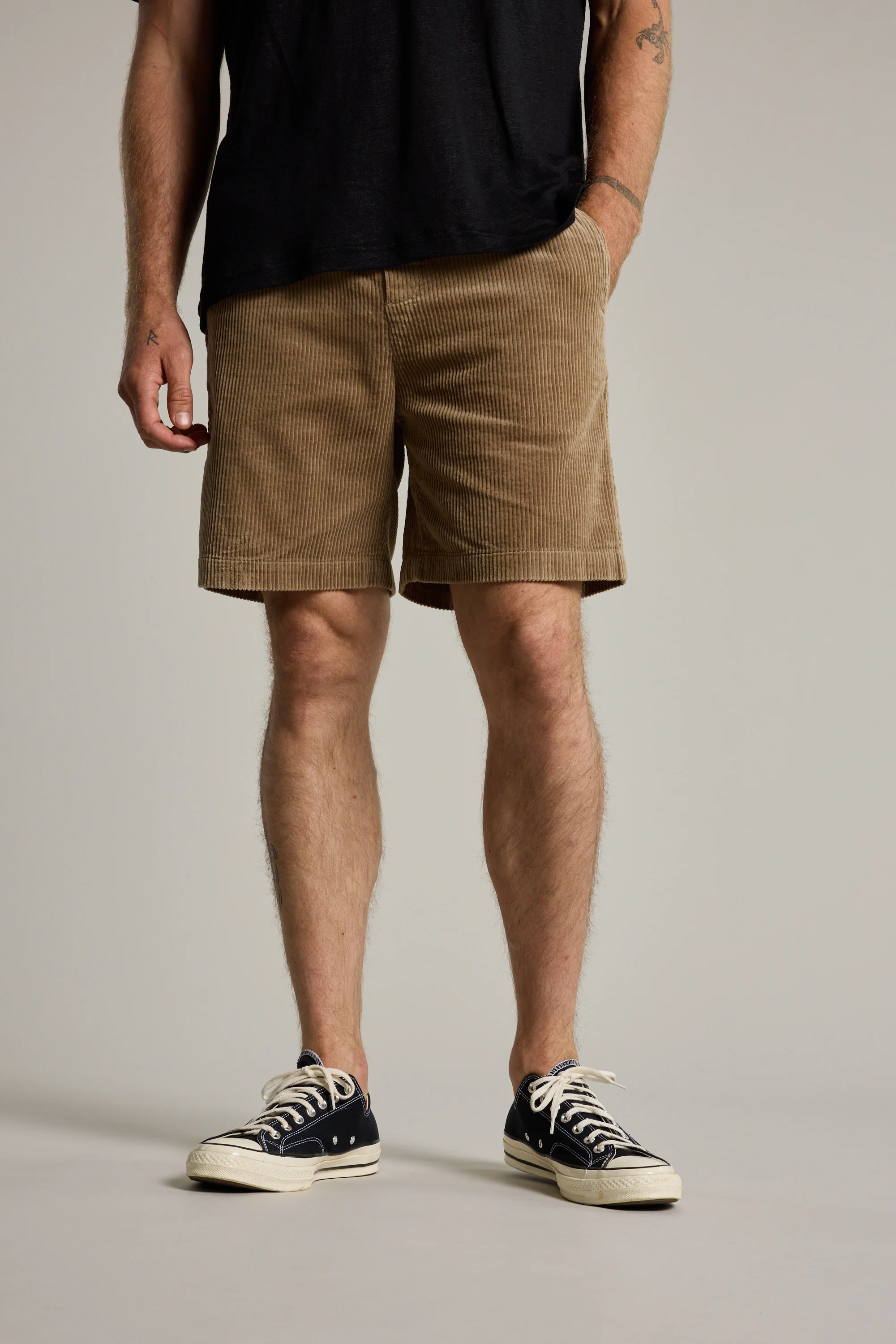 Lennox Cord Weekend Short - Image 4