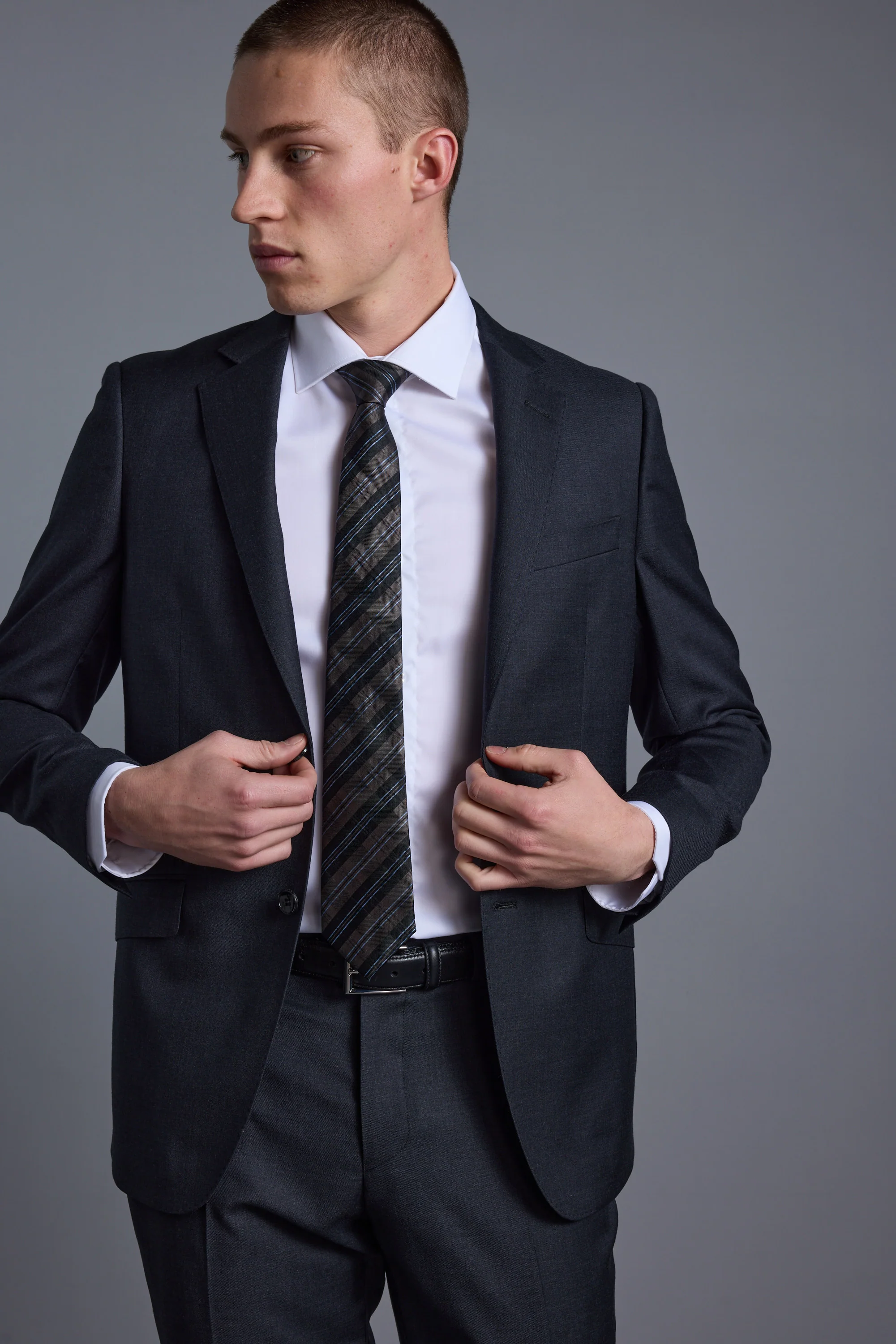 Mayfair ZQrx Suit Jacket - Image 4