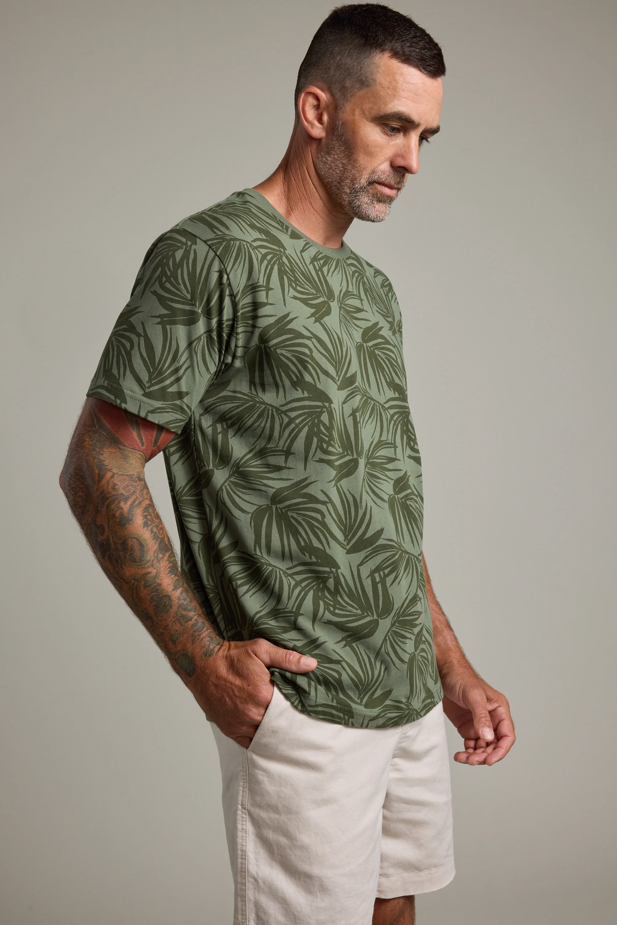 Palm Leaves Print Tee - Image 3