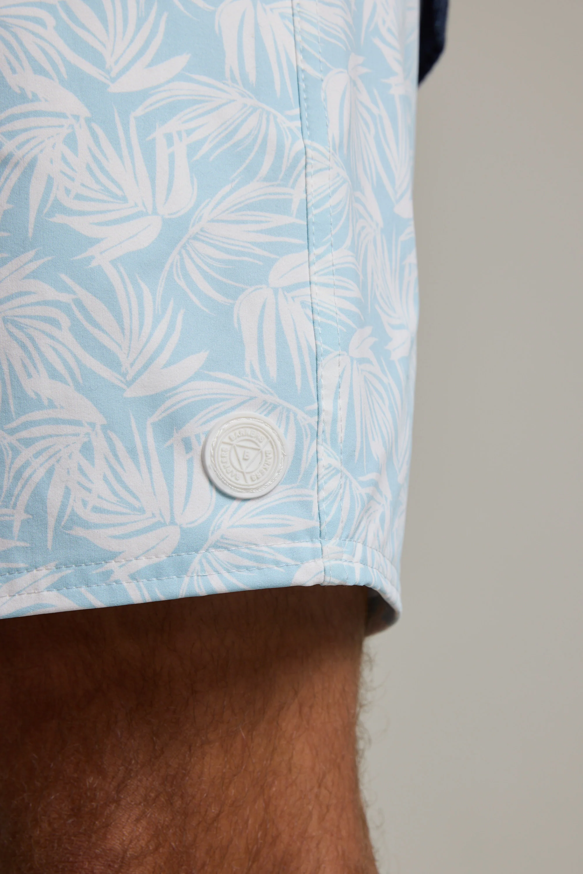 Palm Print Volley - Image 5