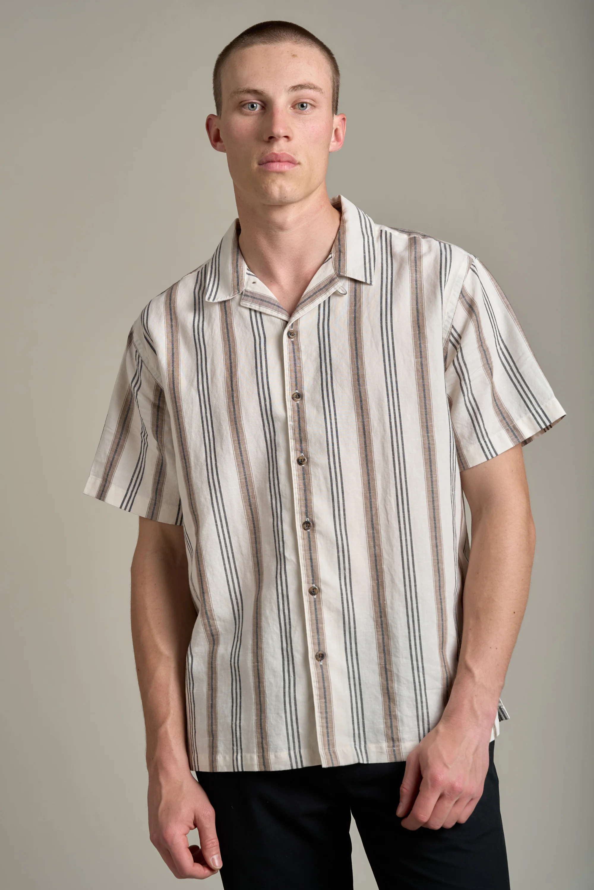 Potter Linen Stripe Cuban Shirt - Image 5