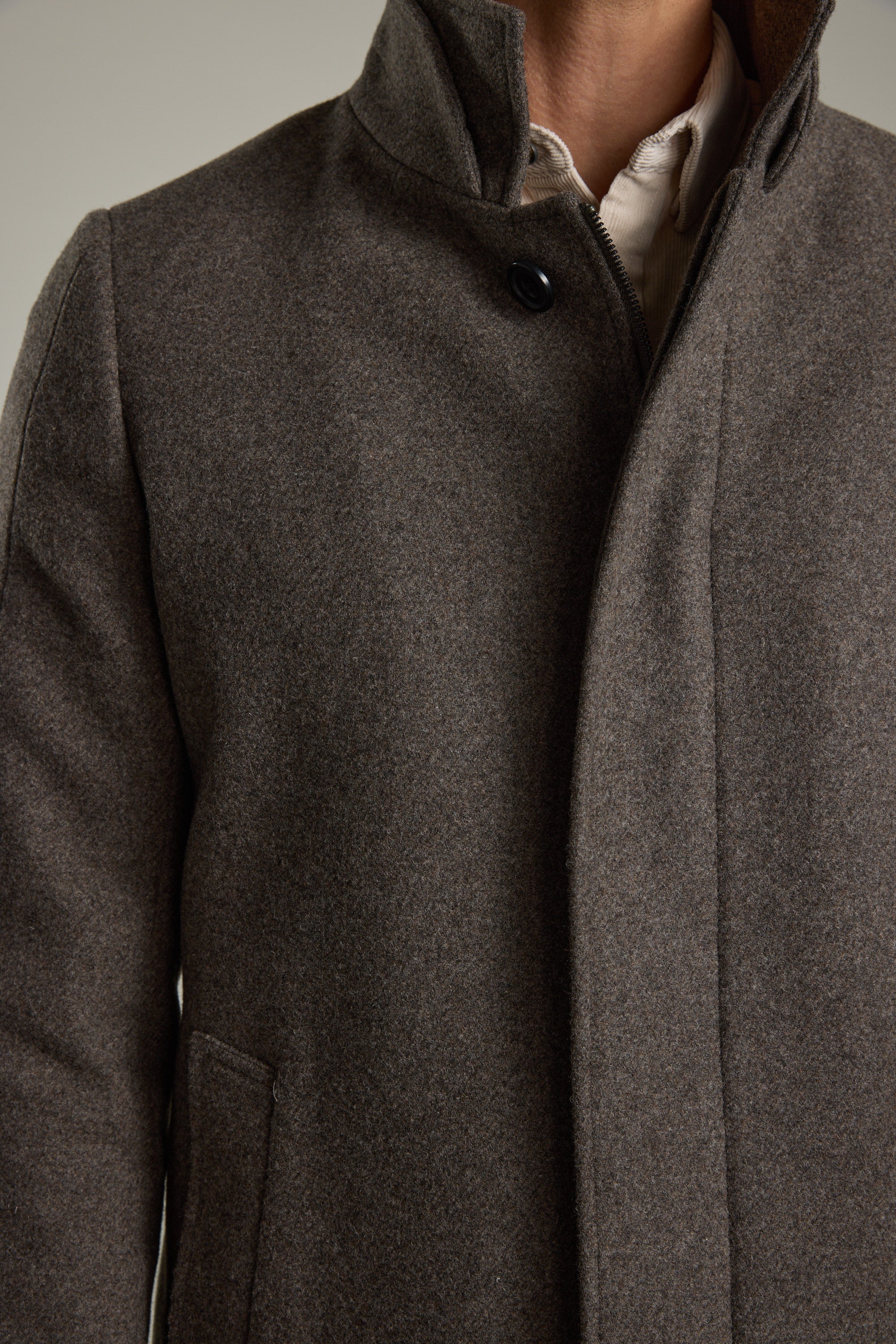 Raymond Coat - Image 7