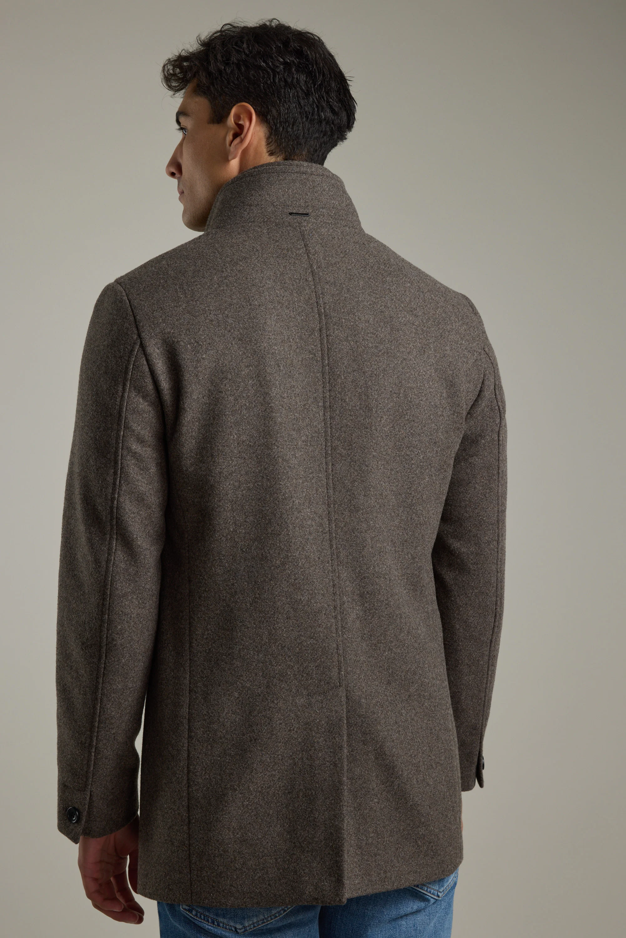 Raymond Coat - Image 8