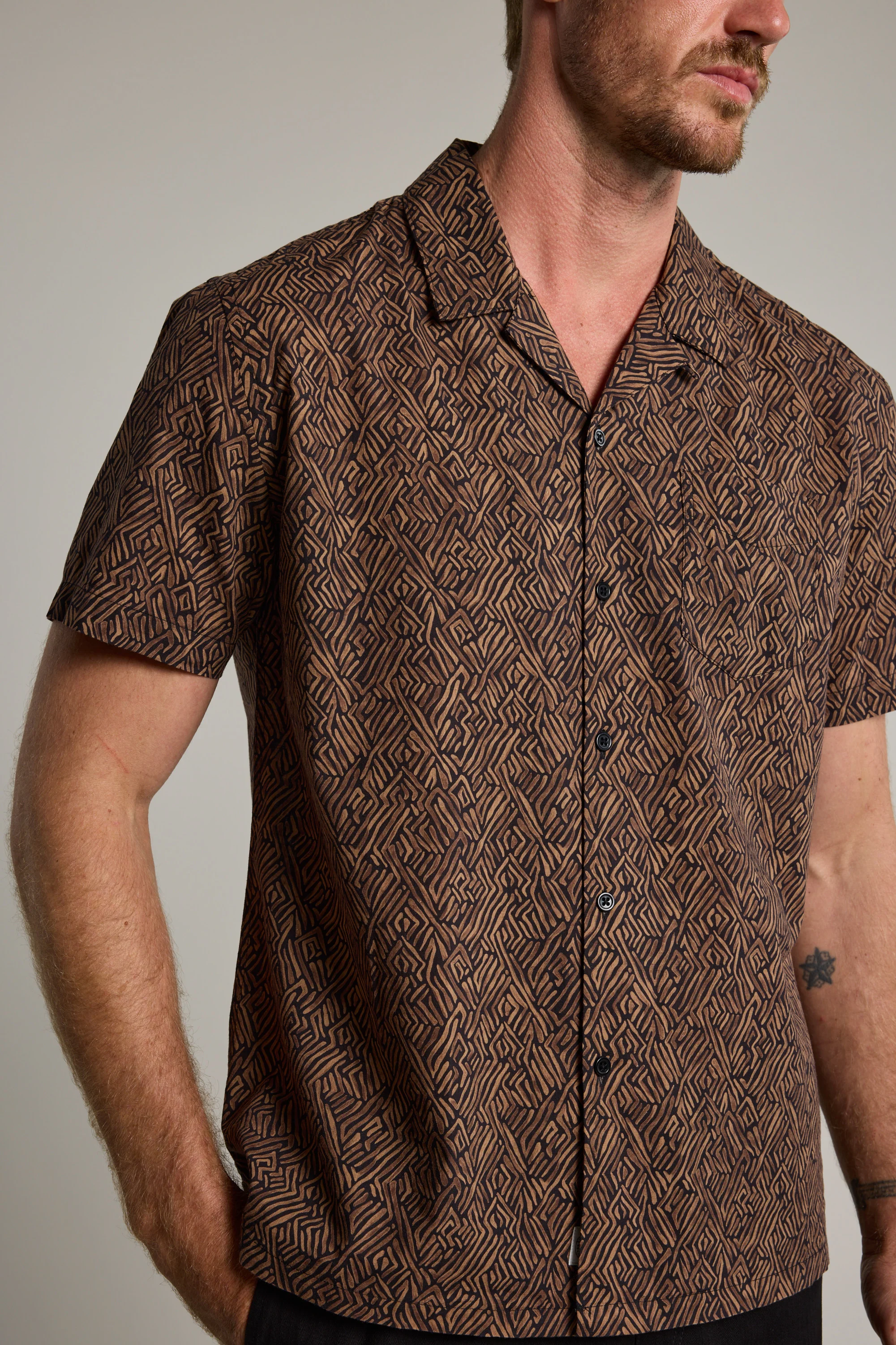 Ronald Print Cuban Shirt - Image 4
