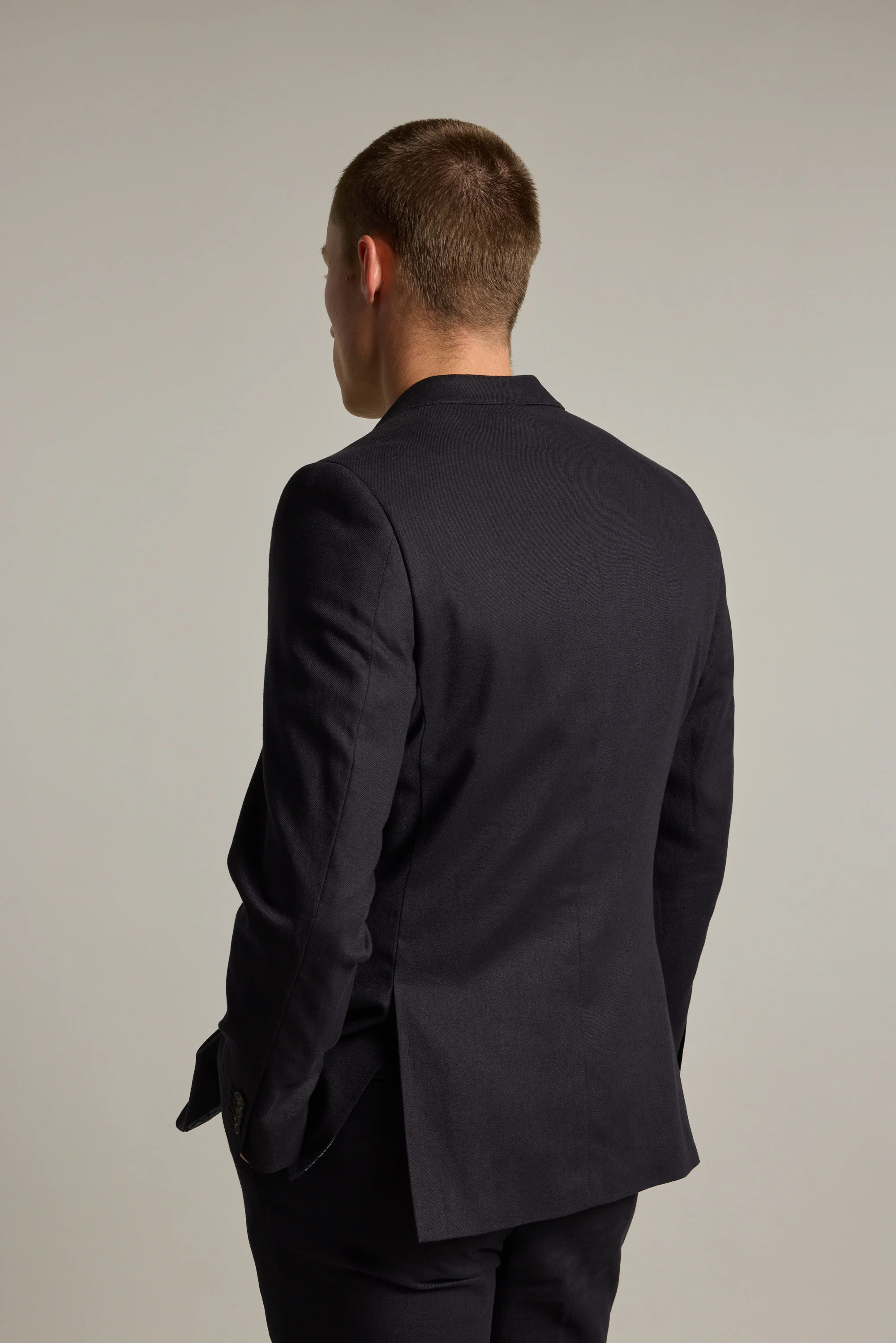 Windsor Texture Linen Blazer - Image 7